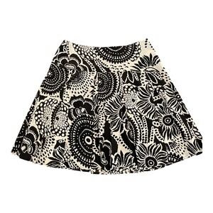 Karen Kane Floral Print Skirt A-Line Black White Cotton Casual‎ Size 8